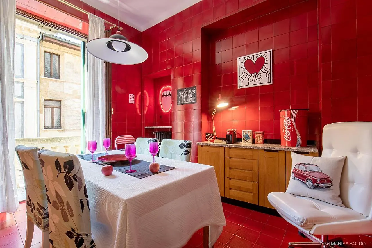 Ferienwohnung Billie's Flat Red Verona 0*,